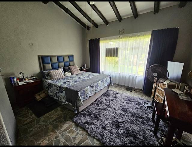 4 BEDROOM HOUSE TO LET IN VAALPARK